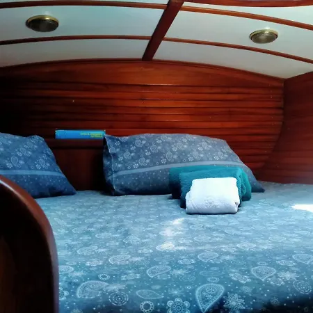 Bådhotel Barca A Vela Principessa Porto Corallo