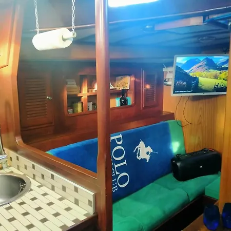 Barca A Vela Principessa Bådhotel *
