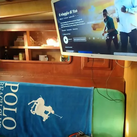 Barca A Vela Principessa Bådhotel *
